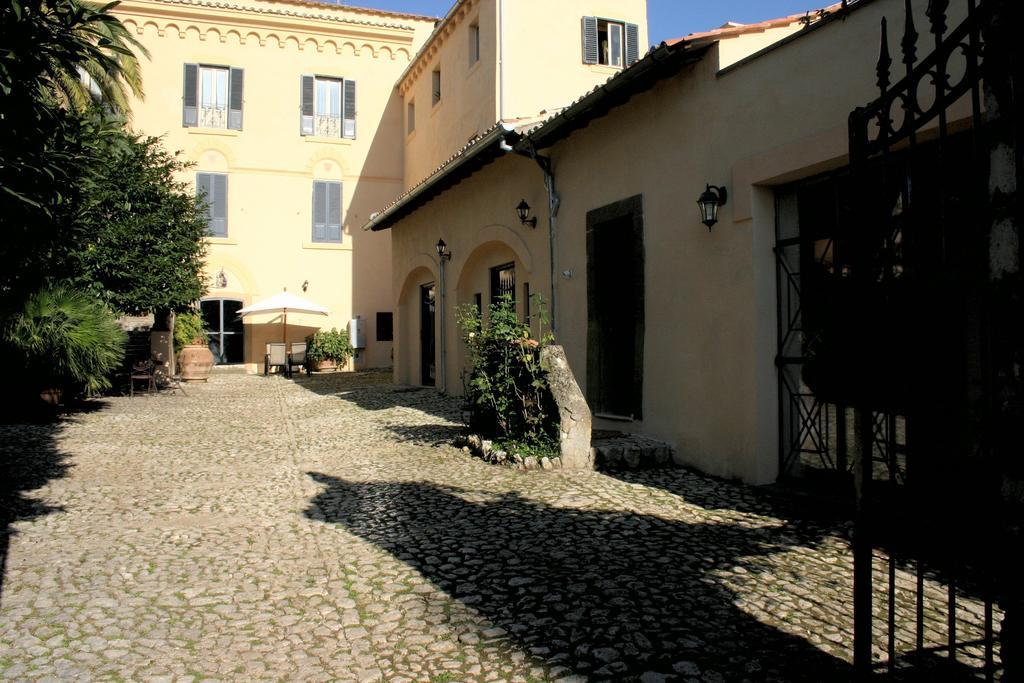 Agriturismo Castello Santa Margherita Cori Kültér fotó